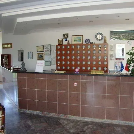 Ulas Otel